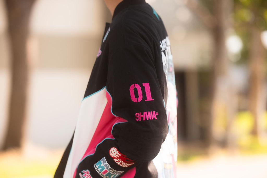 [PRE-ORDER] Goodsmile Racing Miku ver. 2026 Racing Jacket